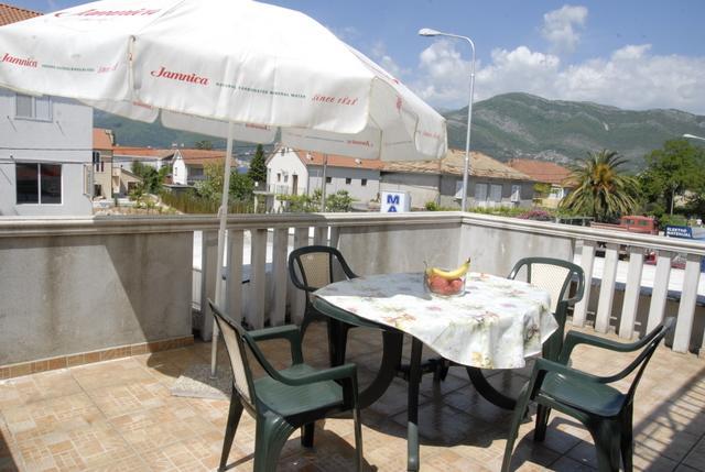 Apartments Dosljak Tivat Dış mekan fotoğraf