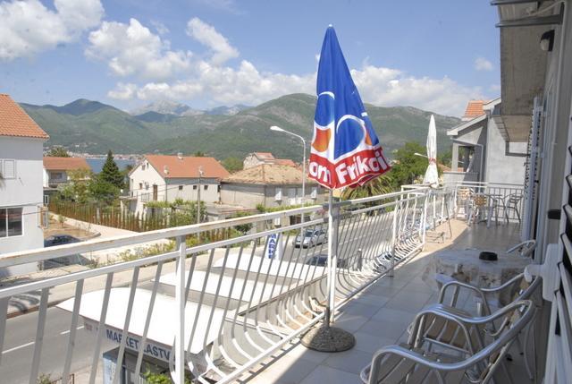 Apartments Dosljak Tivat Dış mekan fotoğraf