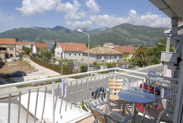 Apartments Dosljak Tivat Dış mekan fotoğraf